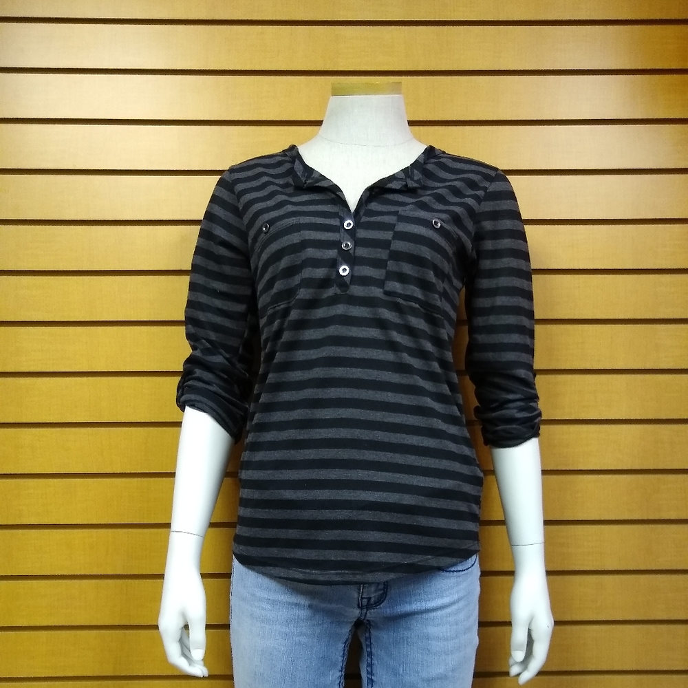 Lucy Love Black Gray Striped 3/4 Tab Sleev…